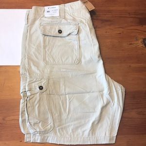 Men’s American Eagle Cargo shorts - NWT